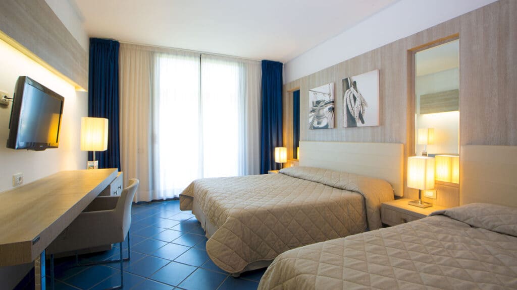 Gallery_ClubLipari_-ROOMS-1024×576